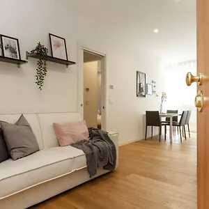 Yourbanflat Chic Voyage - Solo Affitti Brevi Appartamento
